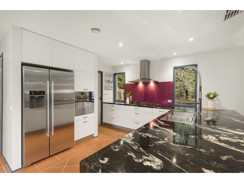 6 Hollywood Close, Templestowe VIC 3106