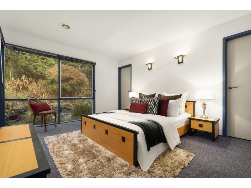 6 Hollywood Close, Templestowe VIC 3106