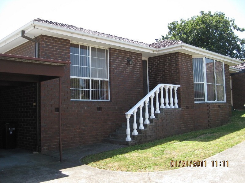 2/746 Elgar Road, Doncaster VIC 3108