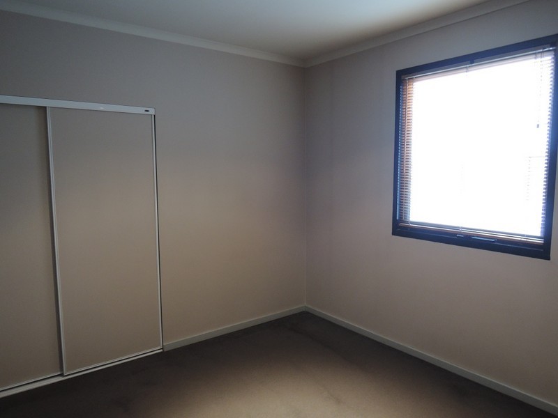 2/2A Acacia Street, Doncaster East VIC 3109