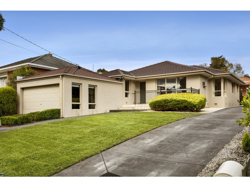 42 Roderick  St, Doncaster East VIC 3109