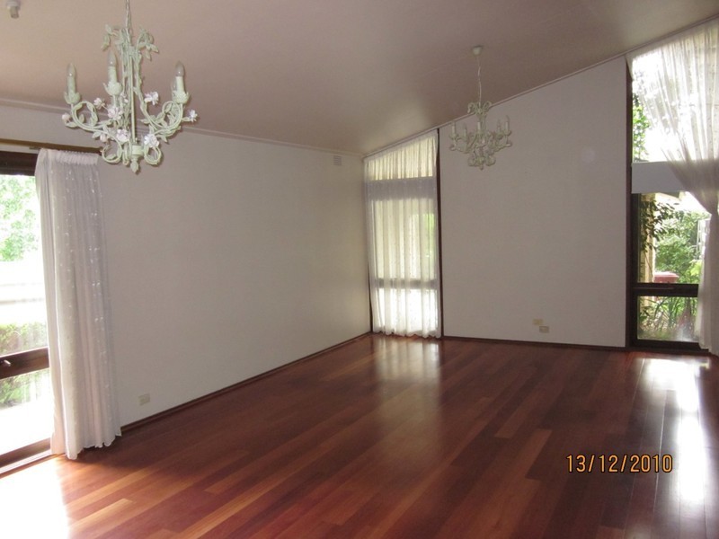 1 Belinda Crescent, Doncaster East VIC 3109