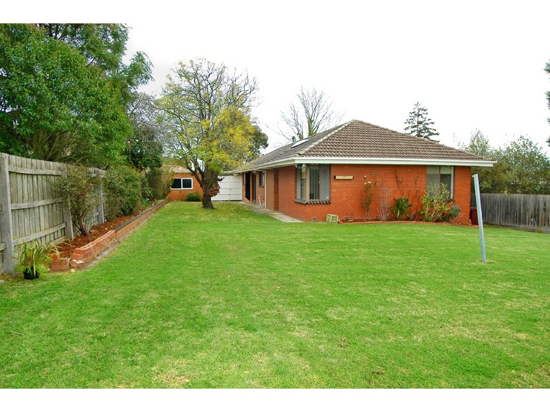 17 Daly Street, Doncaster East VIC 3109