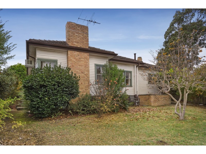 53 Whittens Lane, Doncaster VIC 3108