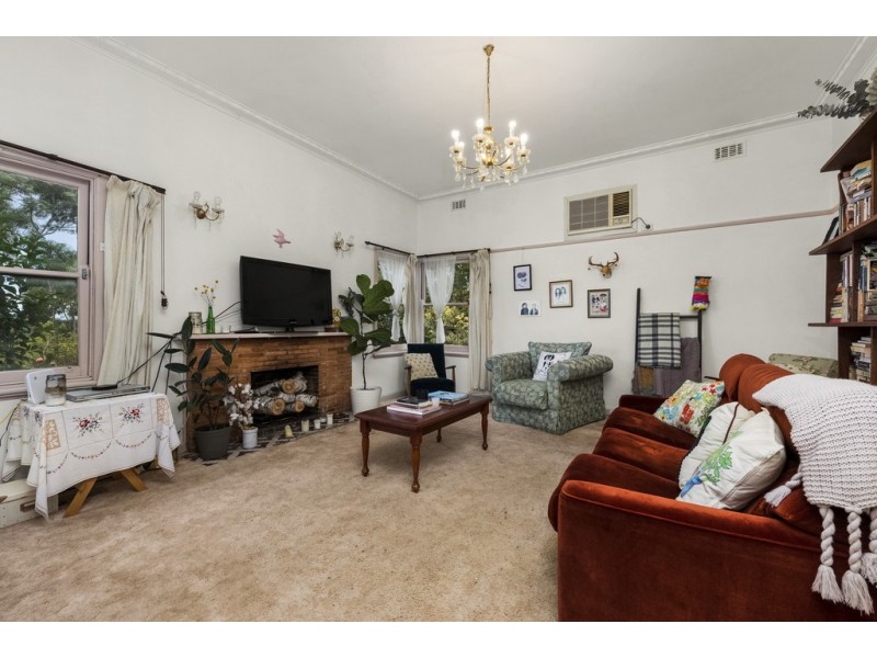 53 Whittens Lane, Doncaster VIC 3108