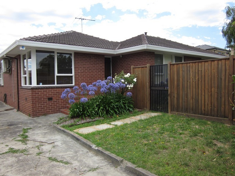 1/1A Beverley Street, Doncaster East VIC 3109