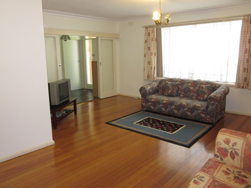 7 Romsey Rise, Doncaster East VIC 3109