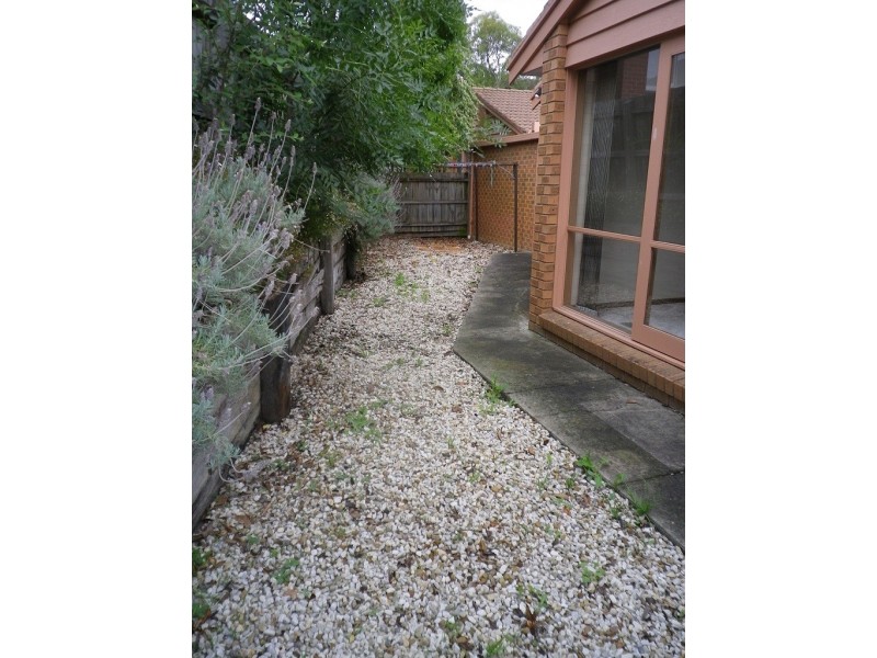 2/54 Rosella Street, Doncaster East VIC 3109