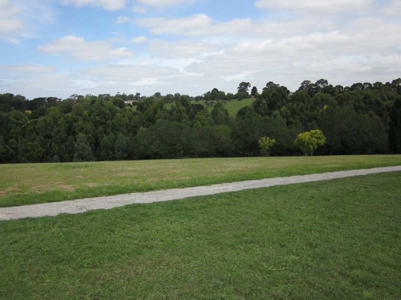 49 The Boulevard, Doncaster VIC 3108