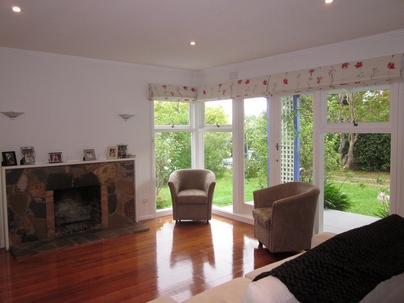 27 Hillingdon Crescent, Doncaster VIC 3108