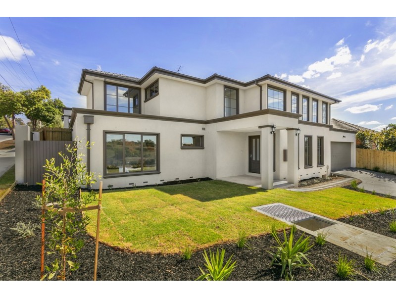 313 Thompsons Road, Templestowe Lower VIC 3107
