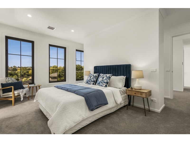 313 Thompsons Road, Templestowe Lower VIC 3107