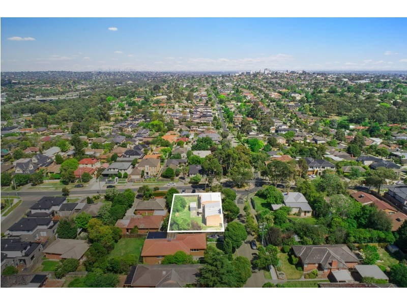 77 Leeds Street, Doncaster East VIC 3109