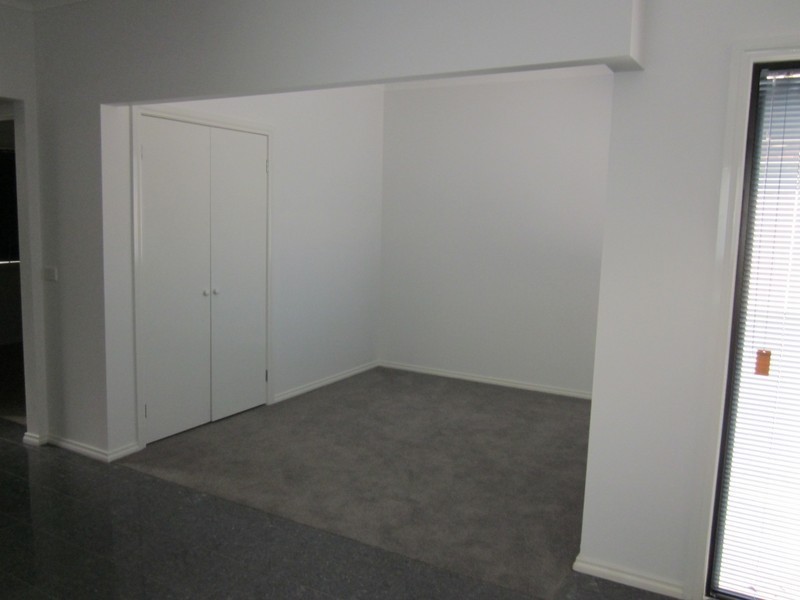 2/5 Hastings Avenue, Blackburn South VIC 3130