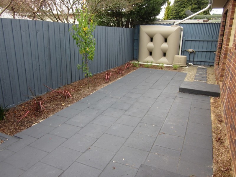 2/5 Hastings Avenue, Blackburn South VIC 3130