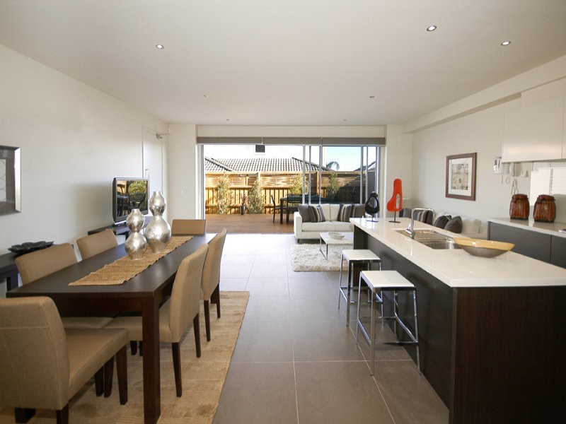 18B Churchill Street, Doncaster East VIC 3109