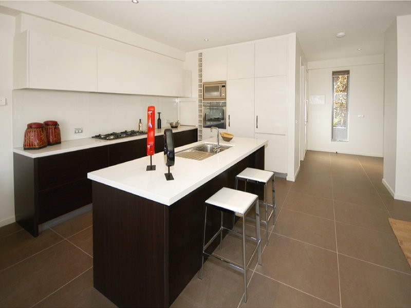 18B Churchill Street, Doncaster East VIC 3109