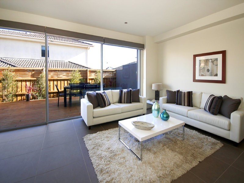 18B Churchill Street, Doncaster East VIC 3109