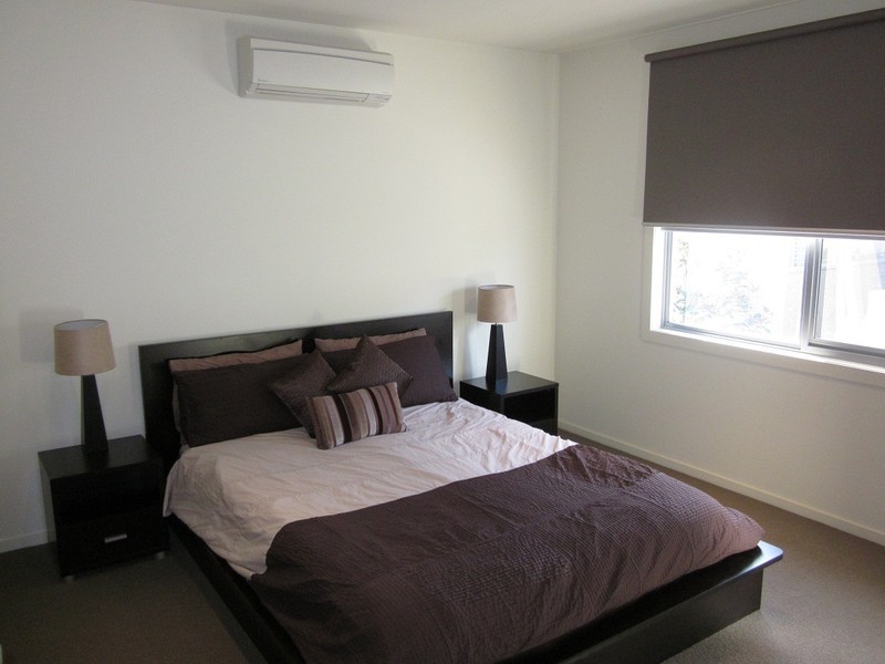 18B Churchill Street, Doncaster East VIC 3109