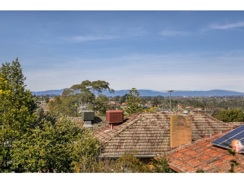 25 Highview Drive, Doncaster VIC 3108