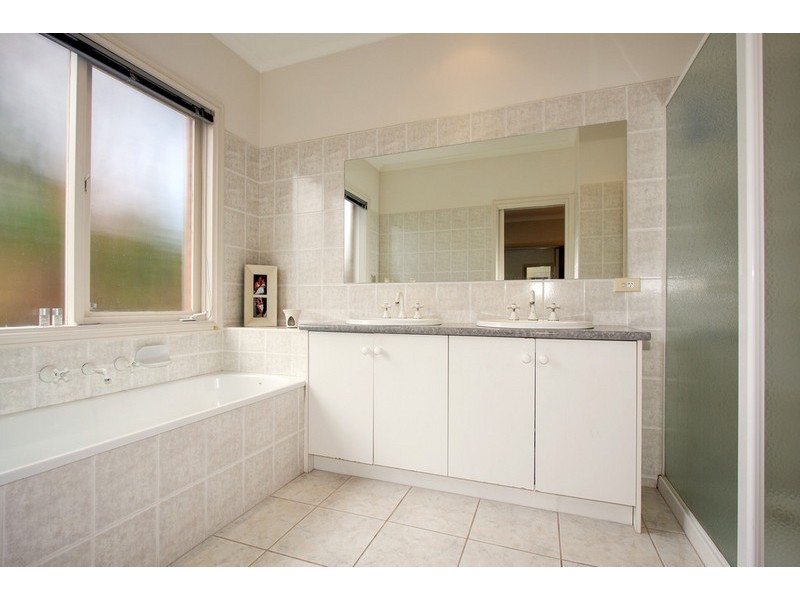 8/55 Wetherby Road, Doncaster VIC 3108