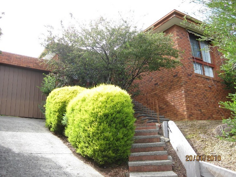 15 Clontarf Crescent, Templestowe VIC 3106