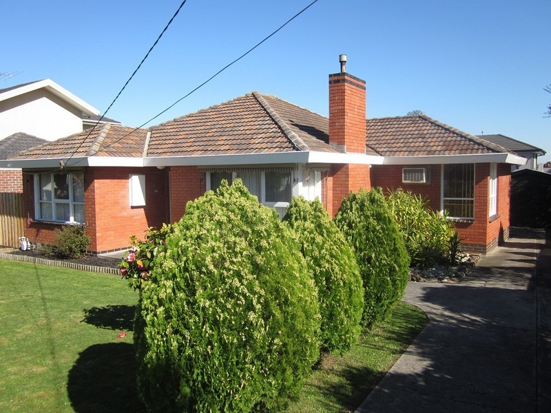 27 Elizabeth Street, Doncaster East VIC 3109