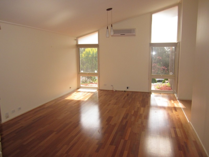 24 Sinclair Avenue, Templestowe Lower VIC 3107