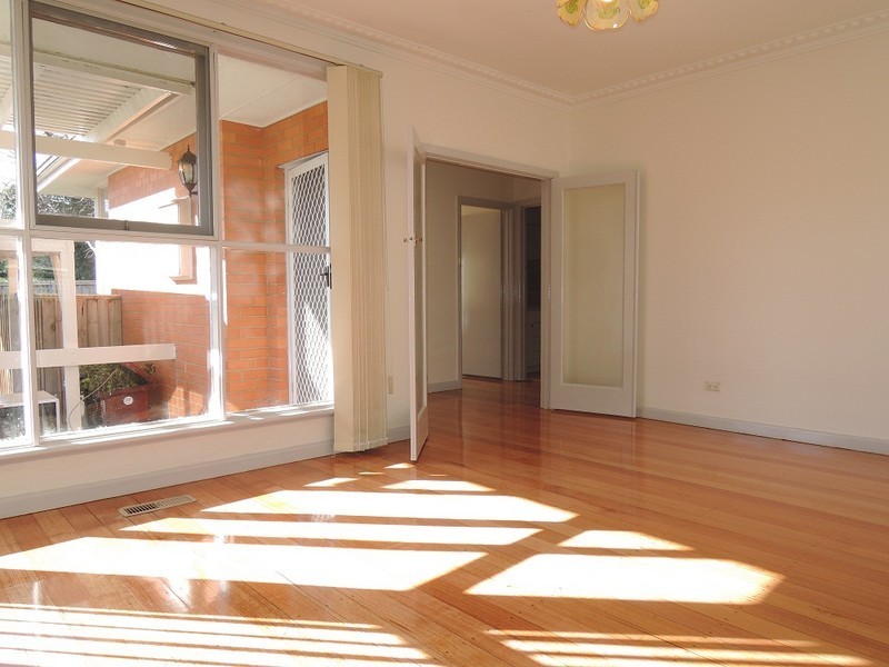 1/148 Beverley Street, Doncaster East VIC 3109