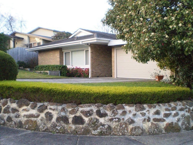 8 Diosma Court, Doncaster VIC 3108