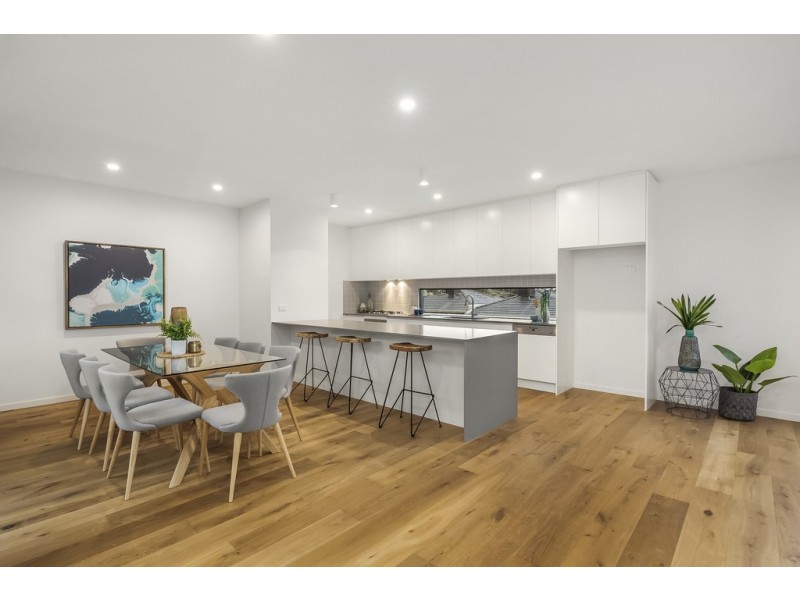 8/1091 Doncaster Rd, Doncaster East VIC 3109