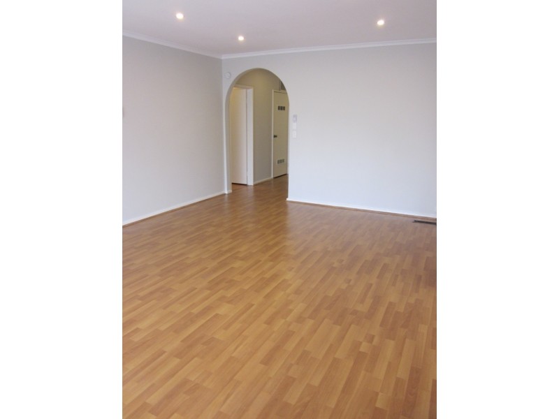 2/3 Leeds Street, Doncaster East VIC 3109