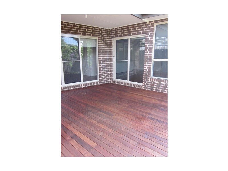 2/72 Thea Grove, Doncaster East VIC 3109
