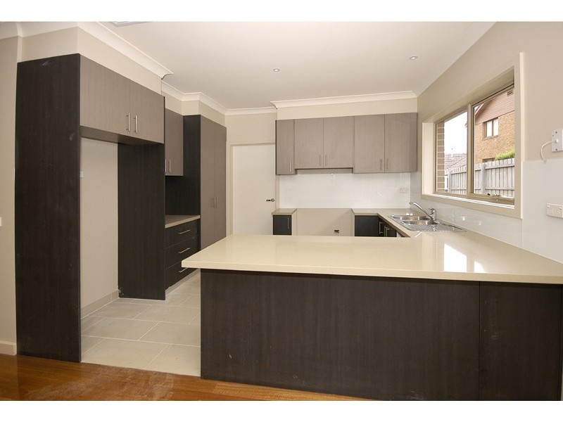 1-4/414 Middleborough Road, Blackburn VIC 3130