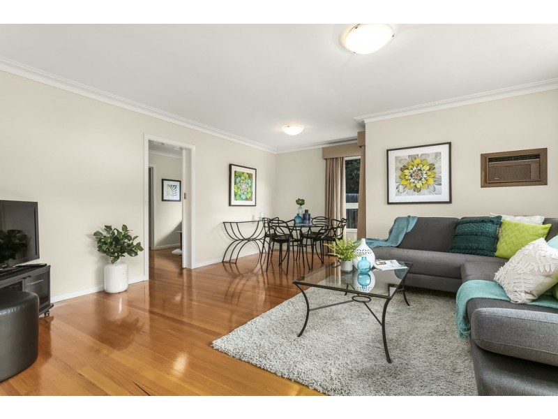 42 Roderick  St, Doncaster East VIC 3109