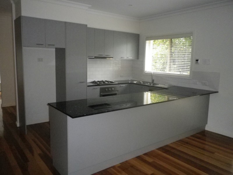 27 Morna Road, Doncaster East VIC 3109