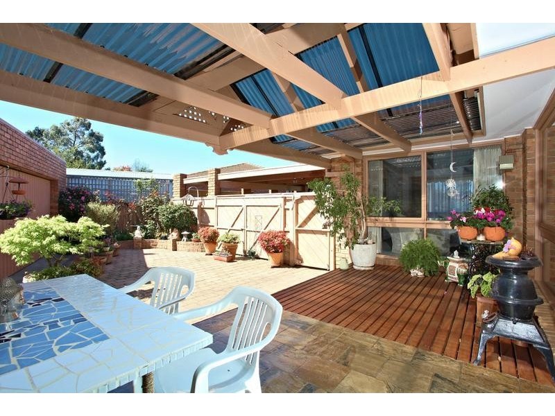 12 Ferres Court, Glen Waverley VIC 3150