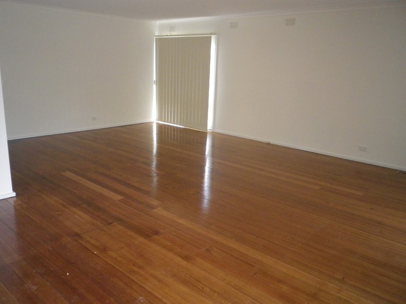 42 Dellfield Drive, Templestowe Lower VIC 3107