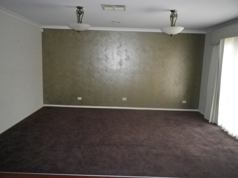 1/9 Paul Street, Doncaster VIC 3108