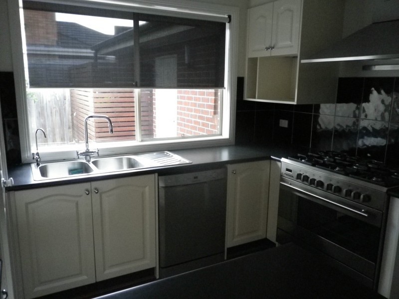 1/9 Paul Street, Doncaster VIC 3108