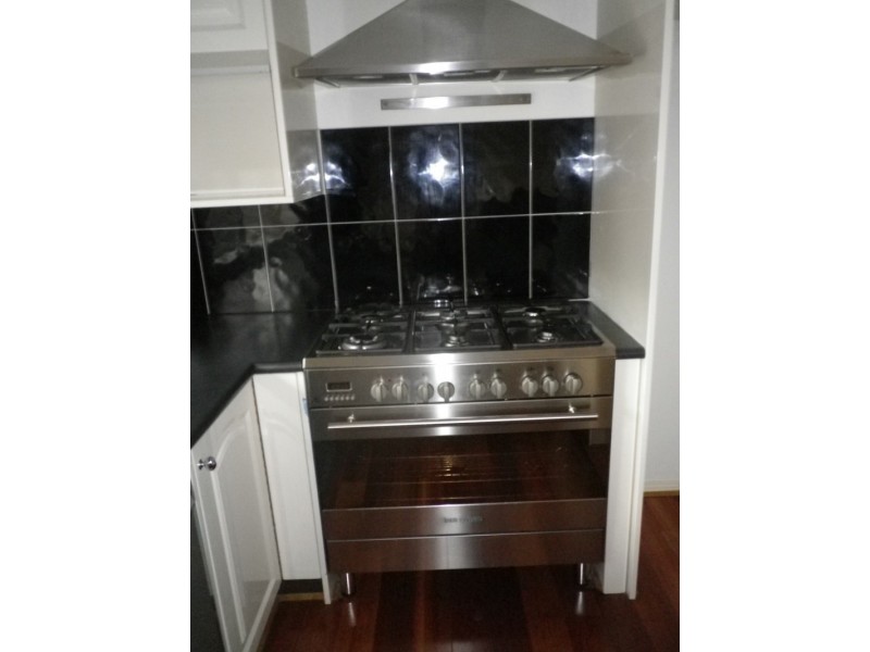 1/9 Paul Street, Doncaster VIC 3108