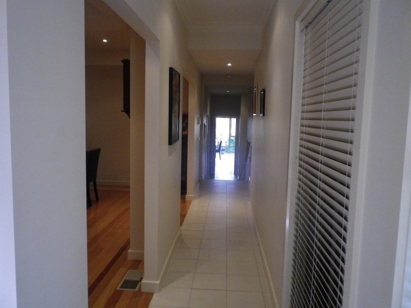 10A Calderwood Street, Bulleen VIC 3105