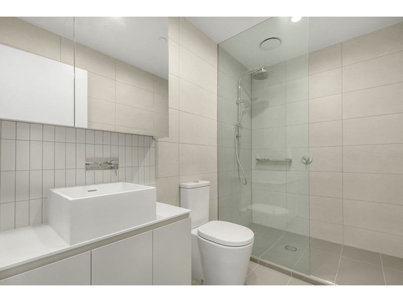 505/9 Red Hill Terrace, Doncaster East VIC 3109