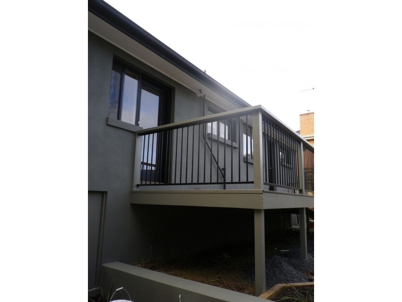 1/15 Dion Street, Doncaster VIC 3108
