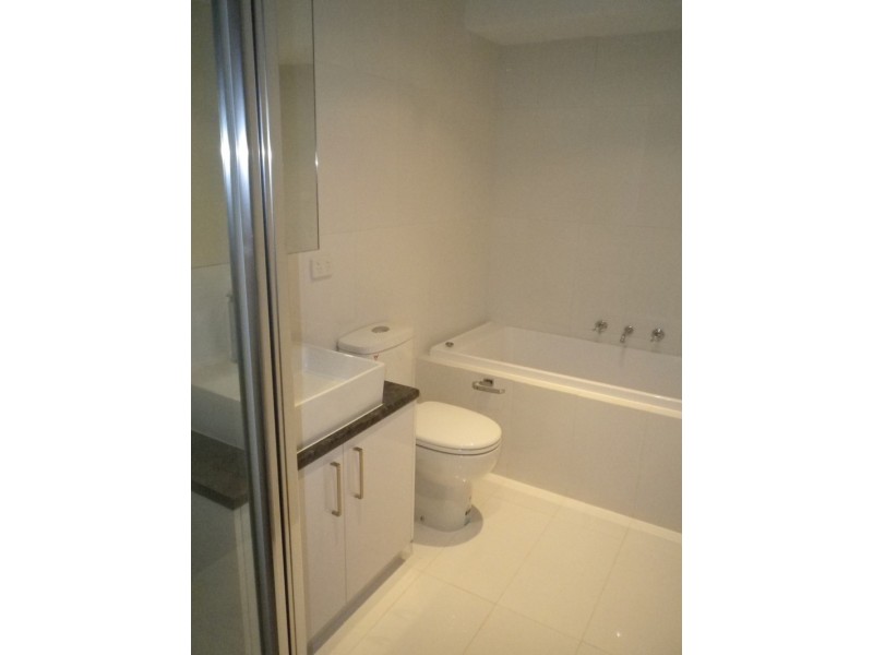 2/15 Dion Street, Doncaster VIC 3108