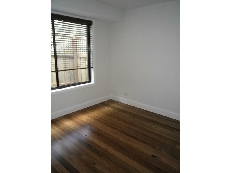 2/15 Dion Street, Doncaster VIC 3108