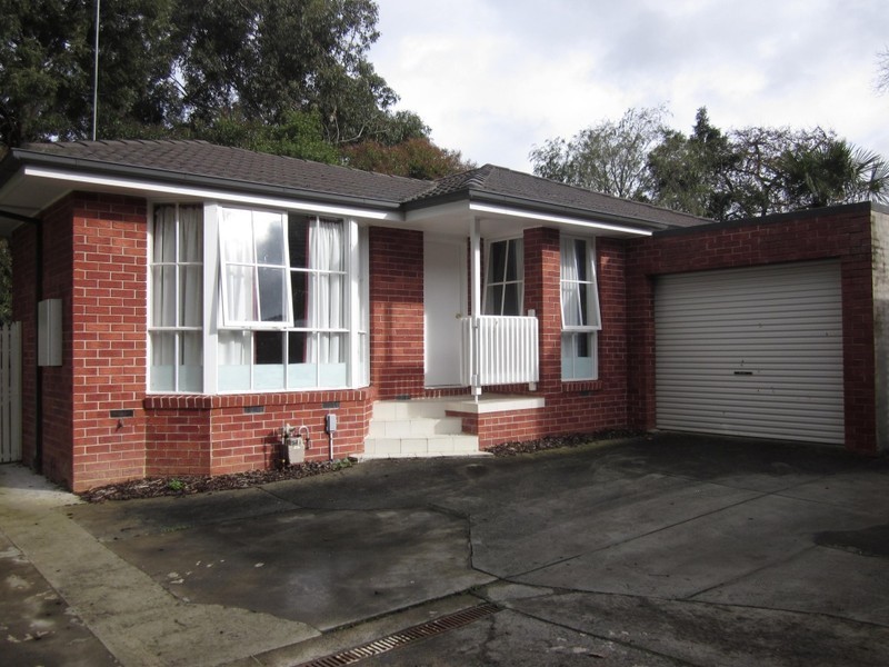 2/16 Coolabah Street, Doncaster VIC 3108