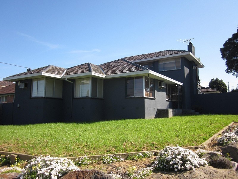 7 Bernice Street, Doncaster VIC 3108