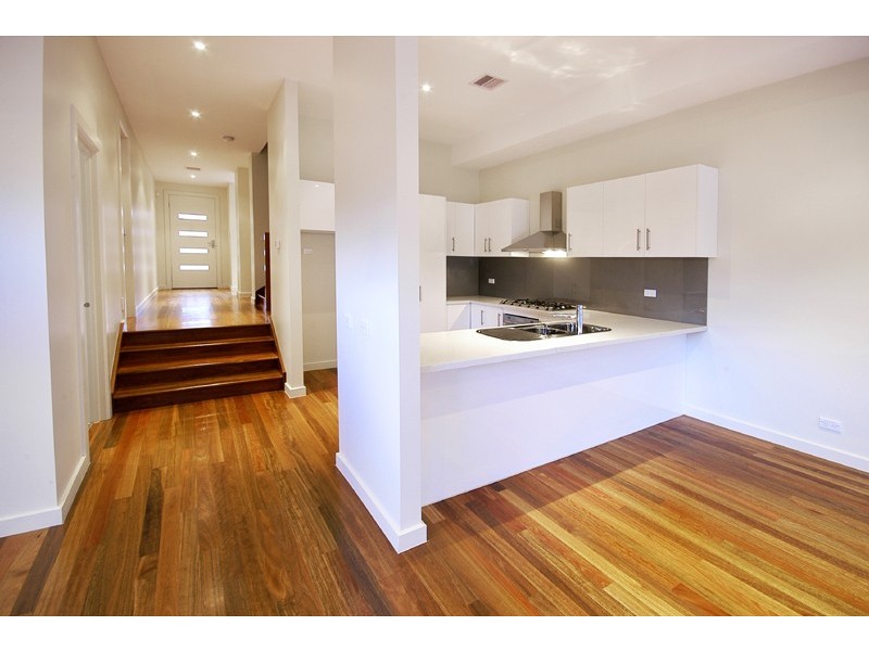 37A Woodhouse Road, Doncaster East VIC 3109