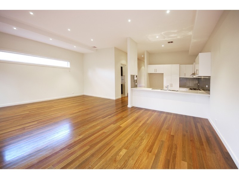 37A Woodhouse Road, Doncaster East VIC 3109